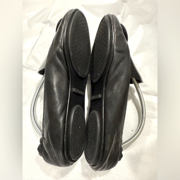 Tory Burch Minnie Travel Ballet Flats Black Leather 8.5 Foldable Logo Flats - Picture 7 of 10